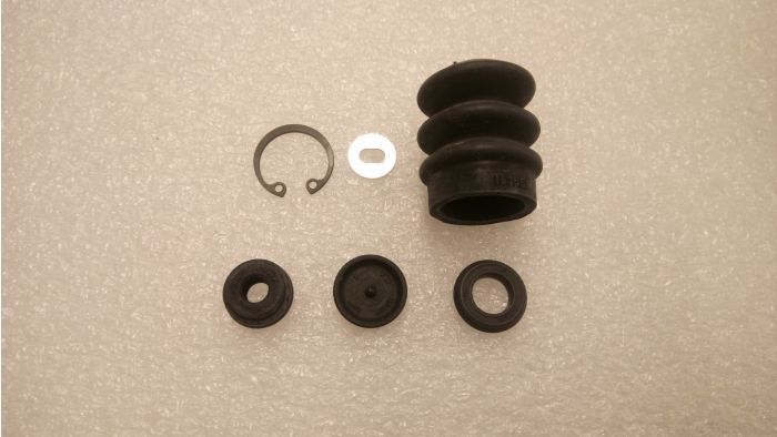 (E9 2.5CS-3.0CSL) Clutch Master Cylinder Repair Kit (OE)
