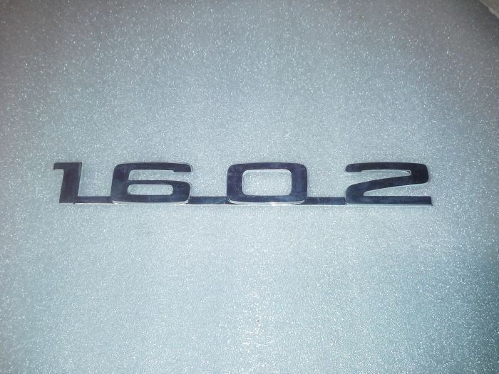 (02 models) 1602 Rear Panel Badge 73>