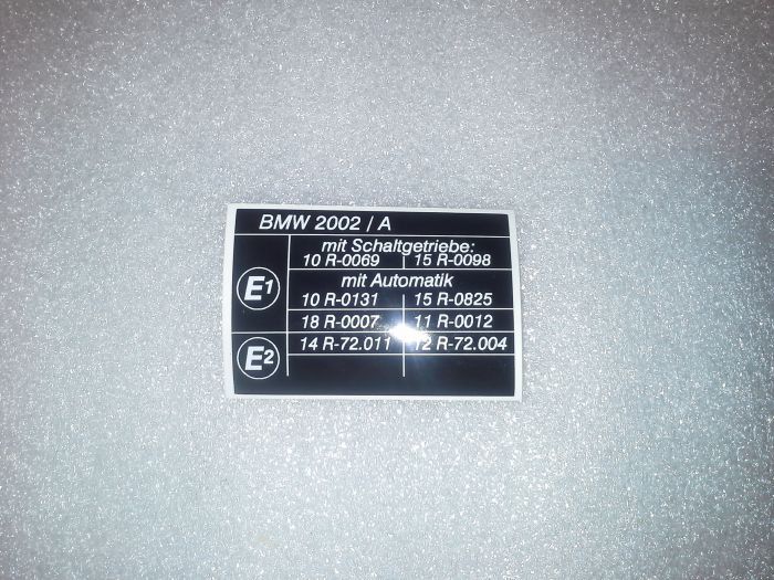 (02 models) E mark Sticker BMW 2002/A