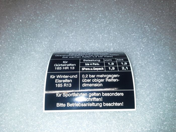 (02 models) Tyre Pressure Sticker 2002tii (German)