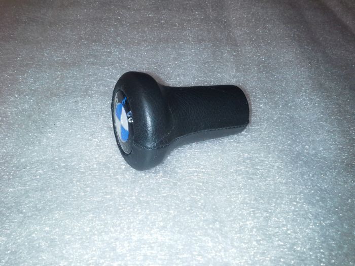 (02 models) Gear Knob - Leather with BMW Badge