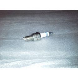 (E9 2.5CS-3.0CSL) Spark Plug Bosch W7DC (Standard)